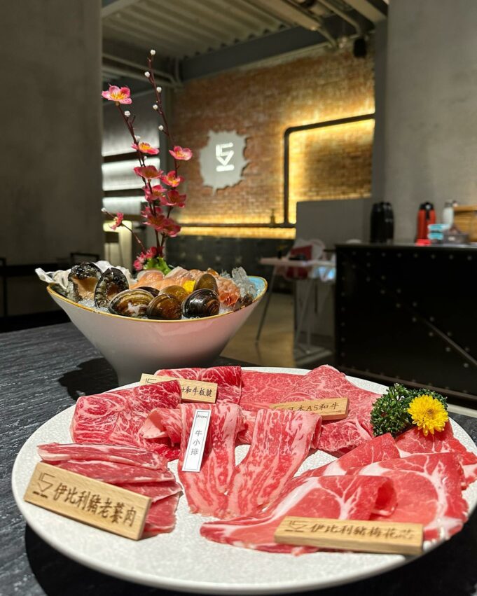【桃園美食推薦】精選60個桃園必吃美食!在地小吃/網美餐廳/宵夜/早午餐/下午茶咖啡廳