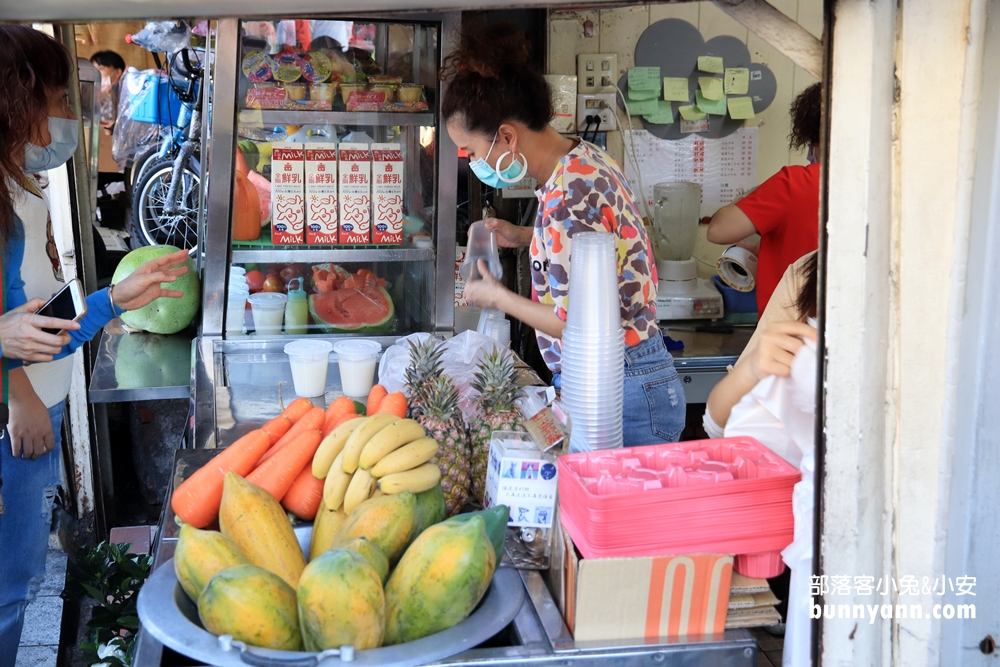2026【高雄美食懶人包】超過30間在地人推薦必吃餐廳、小吃、熱炒清單一次看!