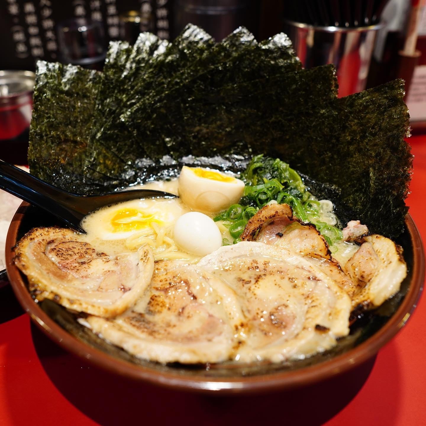 台北日式料理推薦 22. 橫濱家系ラーメン大和家