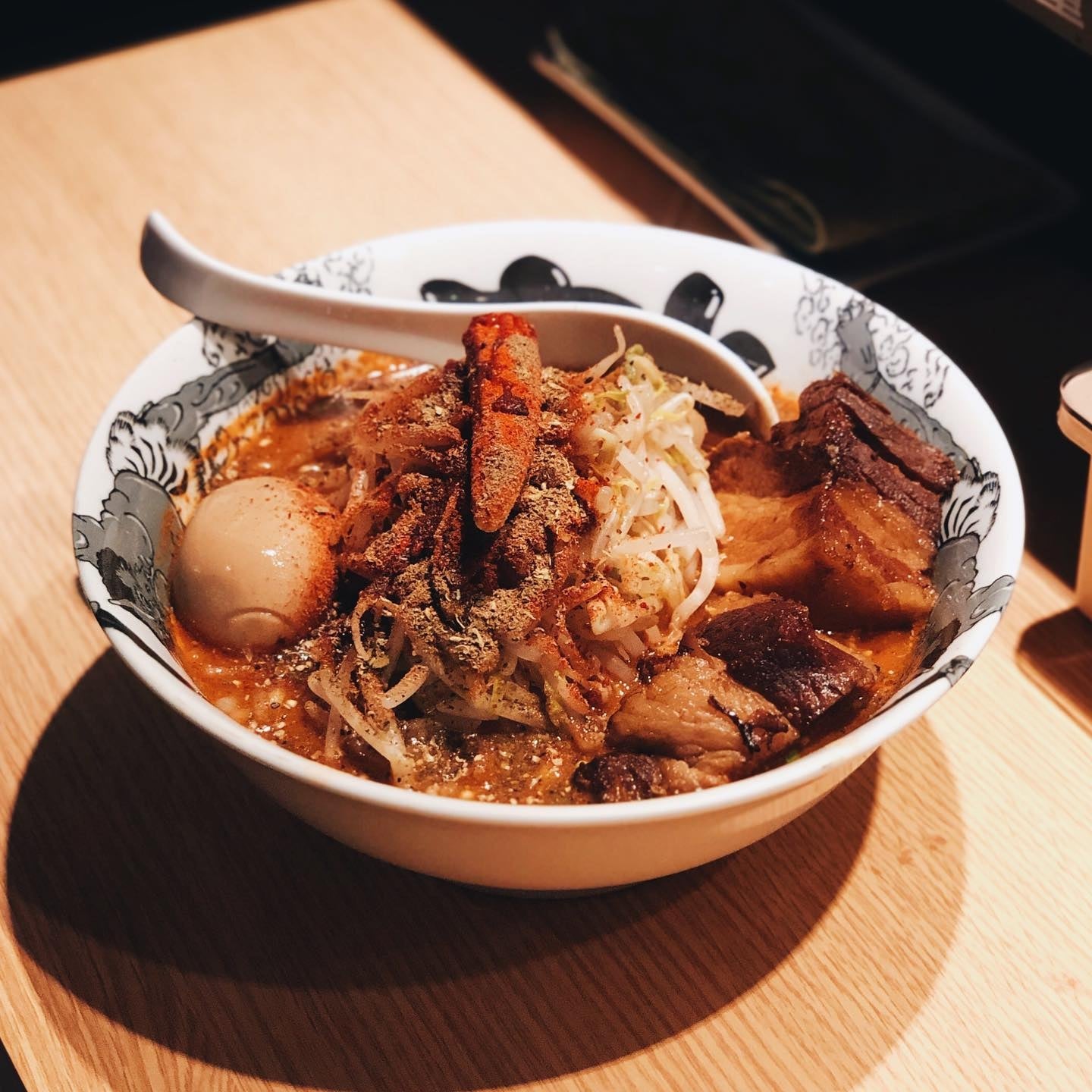 台北日式料理推薦 19. 辣麻味噌拉麵 鬼金棒