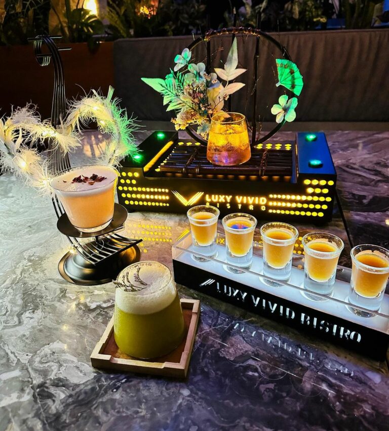 Luxy Vivid Bistro