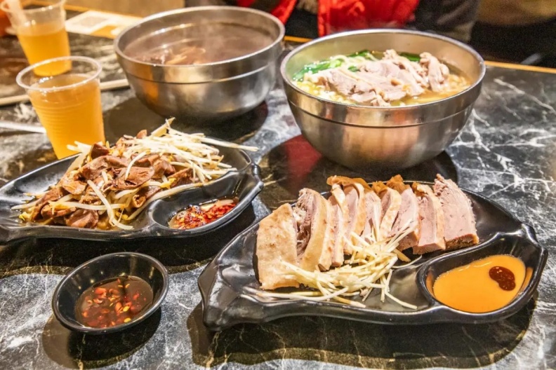 桃園宵夜台式飯麵推薦:鴨肉榮(桃園大廟口/24小時)