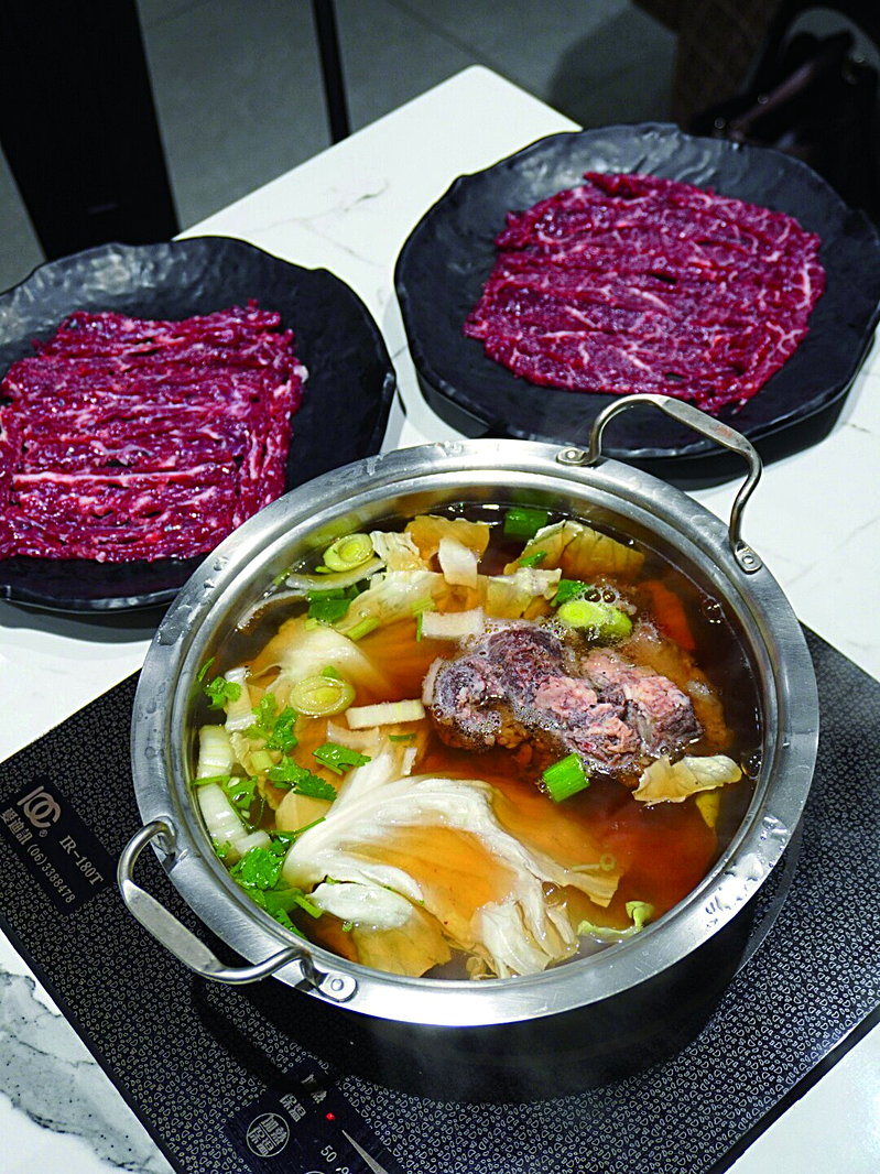 牛肉火鍋