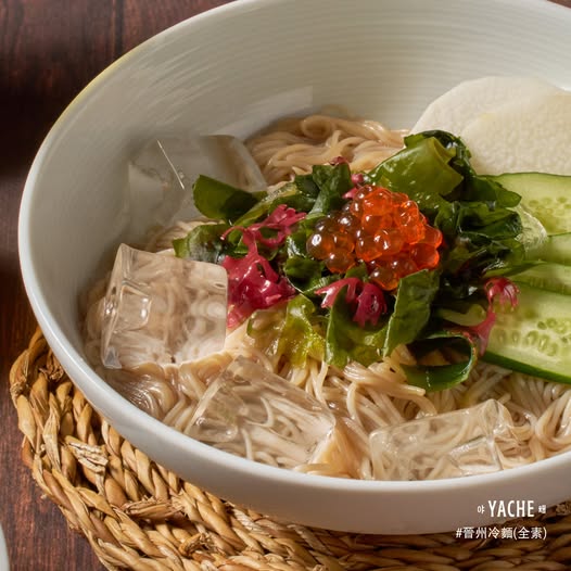 YACHE 咸興冷麵