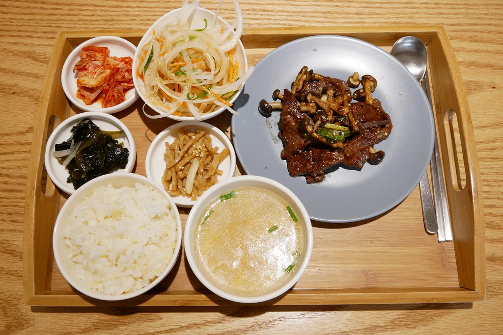 韓石館