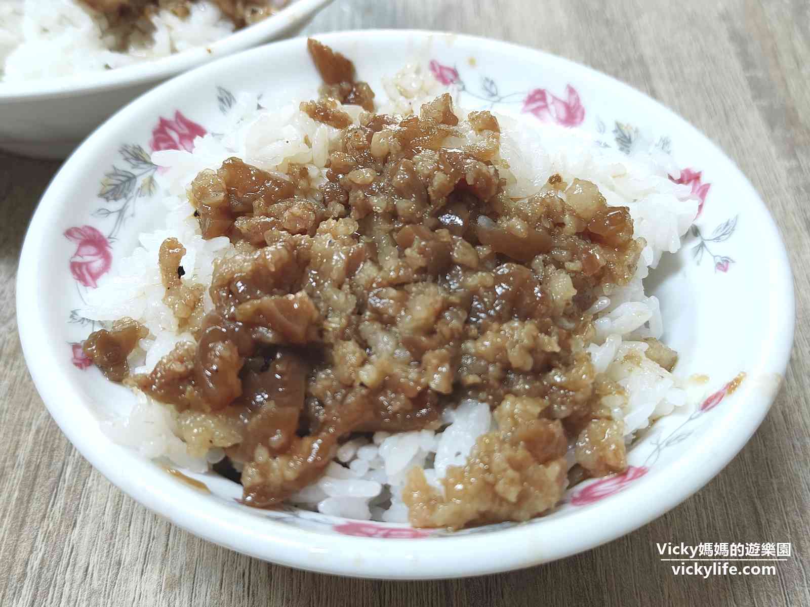 台南牛肉湯︱歸仁 阿賢牛肉湯:美味又甜甜價的好喝牛肉湯,附菜單