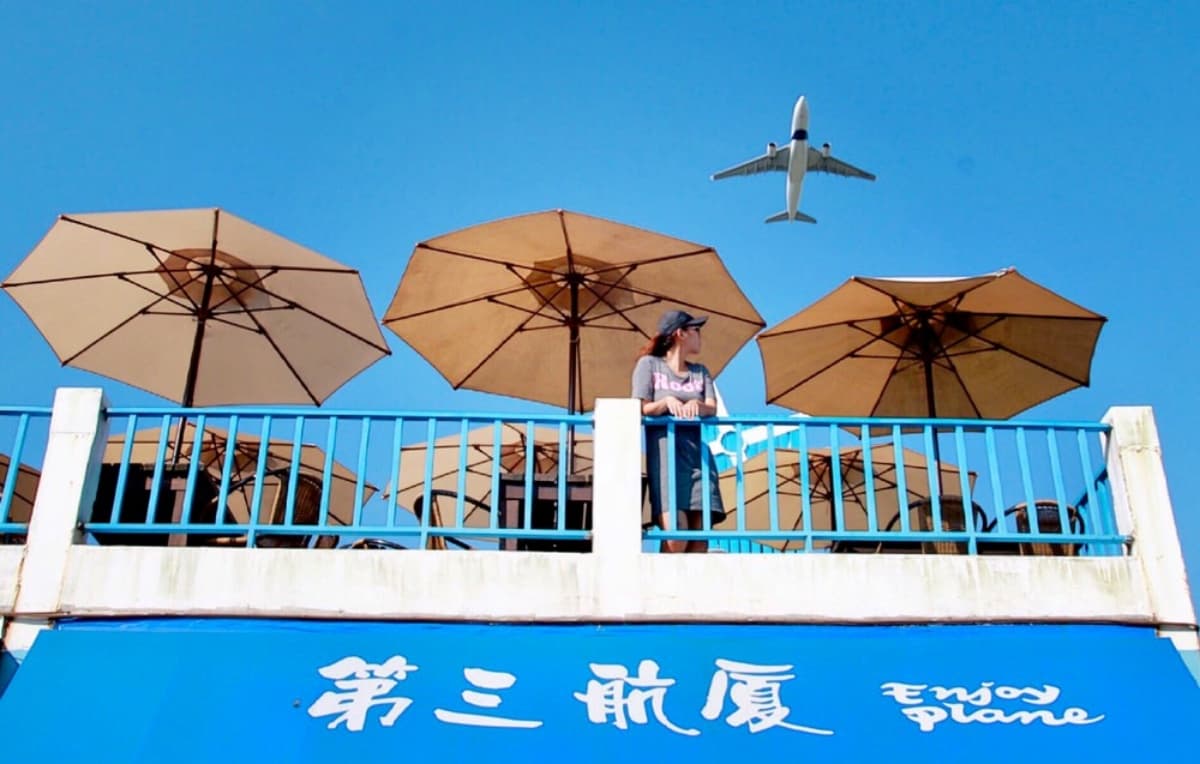 飛機迷快衝!桃園4間「跑道第一排」景觀咖啡,加碼4間「秒飛日本、峇里島」美店