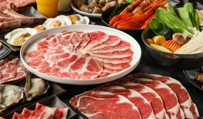 牛角僅第2!2026燒肉吃到飽推薦Top10,冠軍桌邊現切牛排、肉厚多汁吃不膩