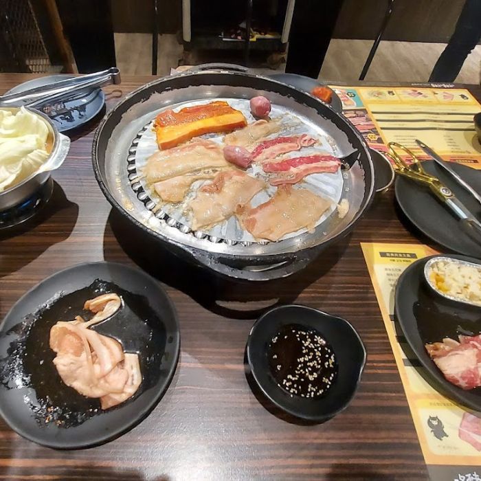 咚豬咚豬。韓國烤肉吃到飽
