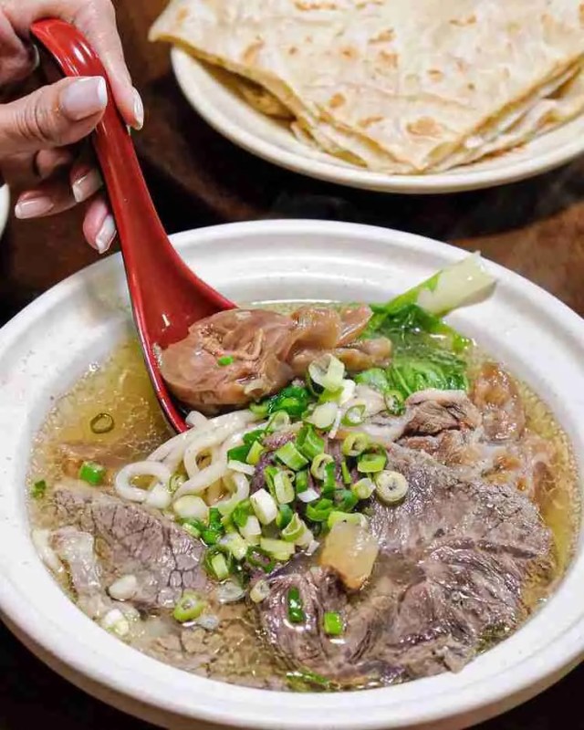 台北牛肉麵店推介|清真中國牛肉麵館