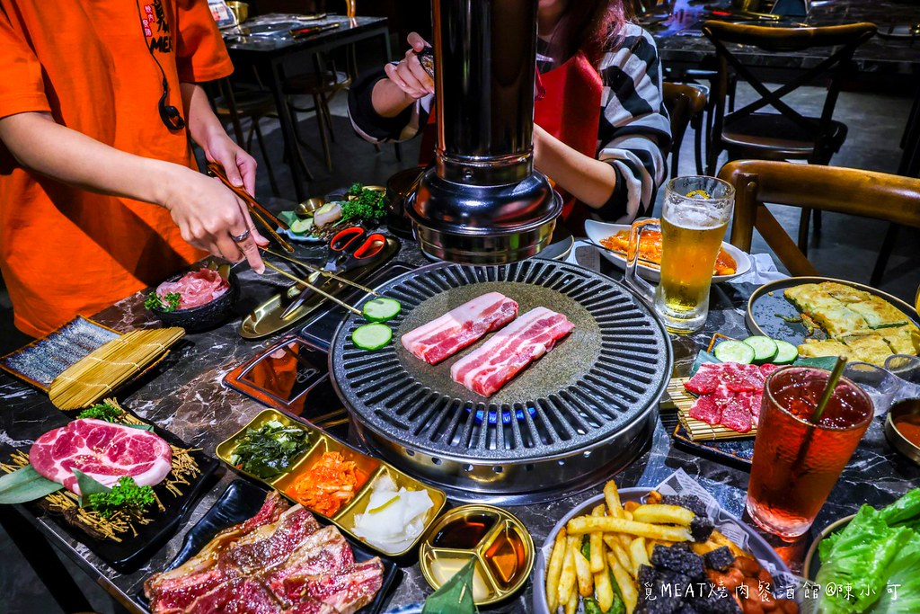 覓MEAT燒肉餐酒館環境