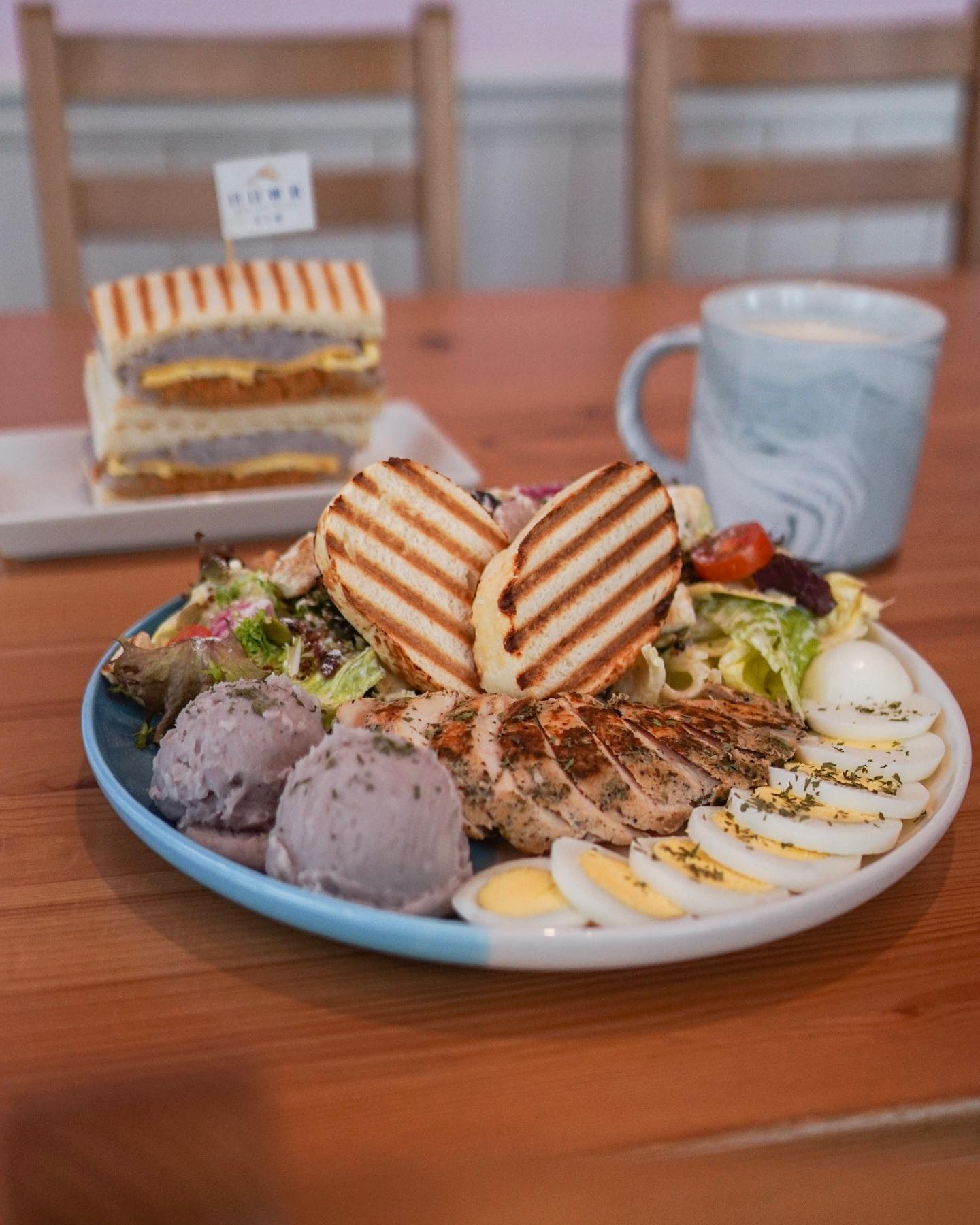 日日朝食