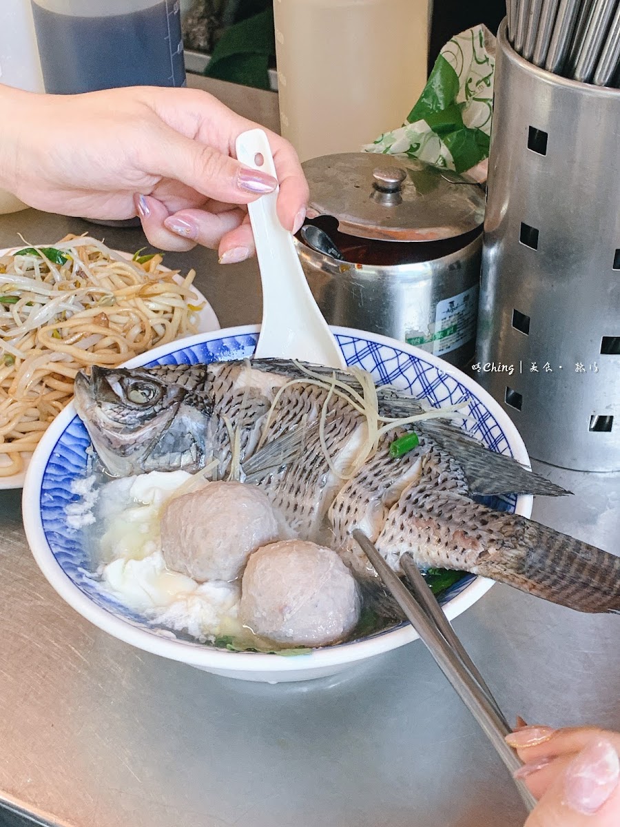 以馬內利鮮魚湯