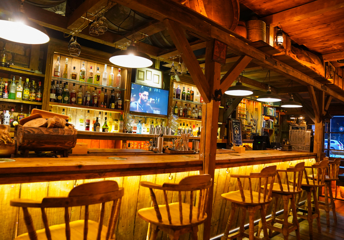 馬力小鎮Marley Saloon