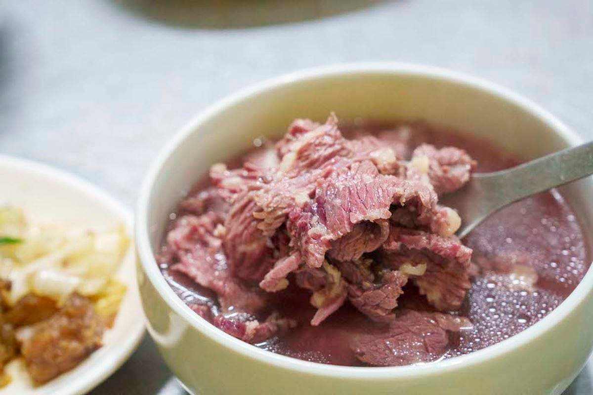 體育場樺哥土產牛肉湯