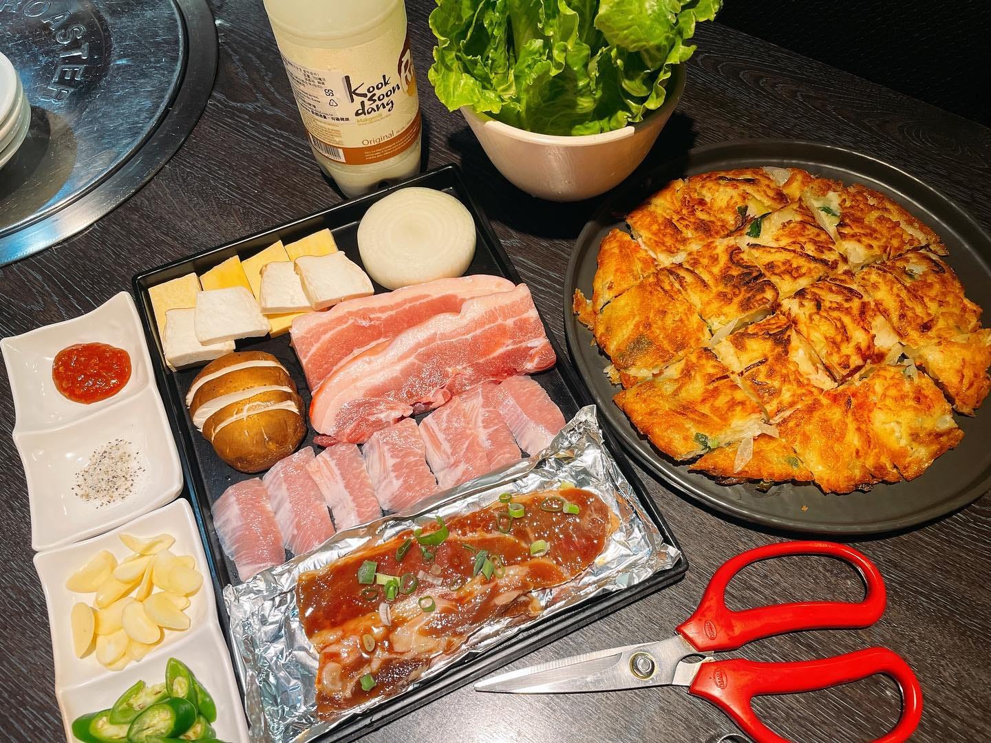 台北15家高評價韓式料理推薦「韓式五花肉、經典鮮味炒碼麵、水冷麵和部隊鍋」韓劇出現的美食一次體驗